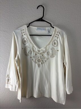 First Issue Liz Claiborne Cream Embroidered v-neck blouse (XL)